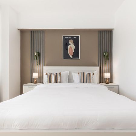 Simplicity Apartments Bukares Bagian luar foto