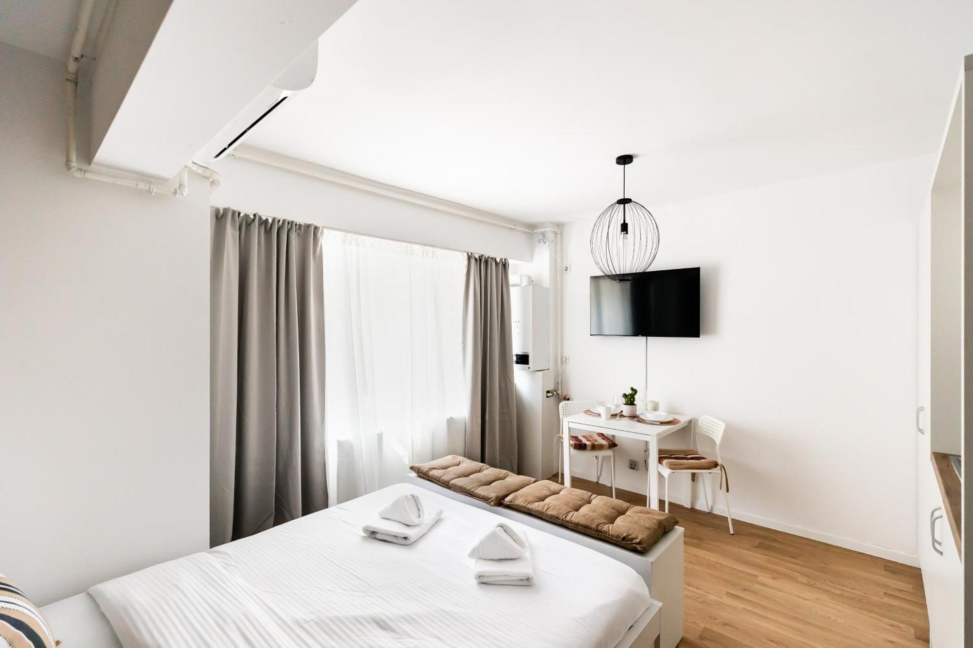 Simplicity Apartments Bukares Bagian luar foto